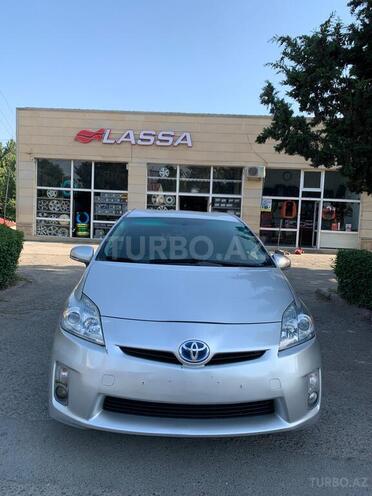 Toyota Prius-1