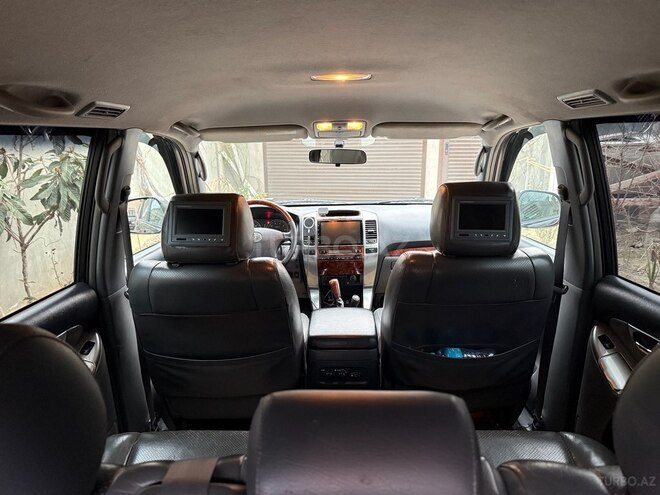 Toyota Land Cruiser Prado-10