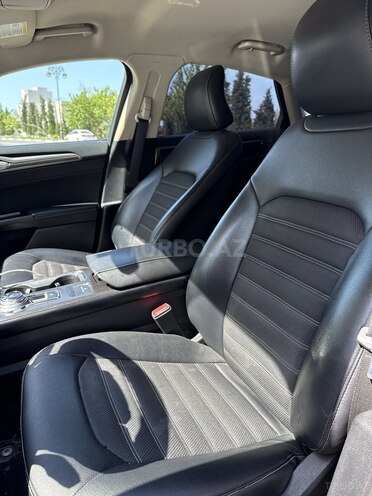 Ford Fusion (North America)-8