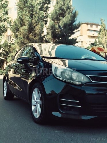 Kia Rio-5