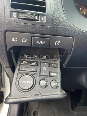Lexus GS 300-12