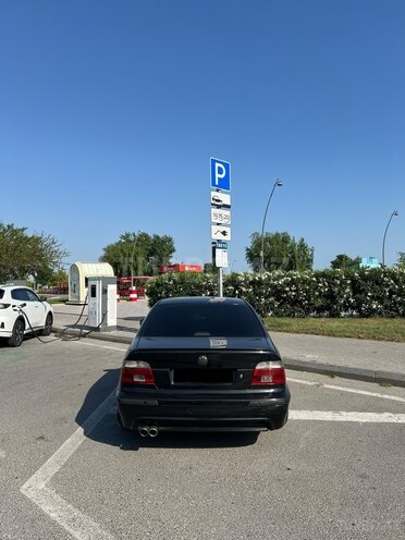 BMW 530-11
