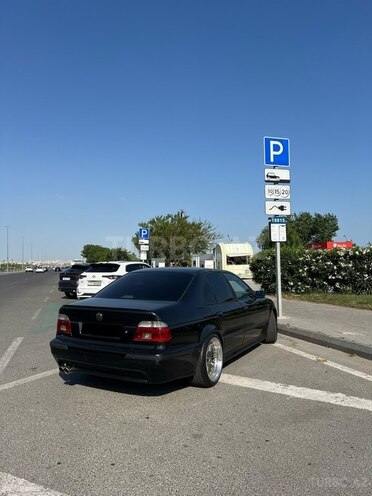 BMW 530-10