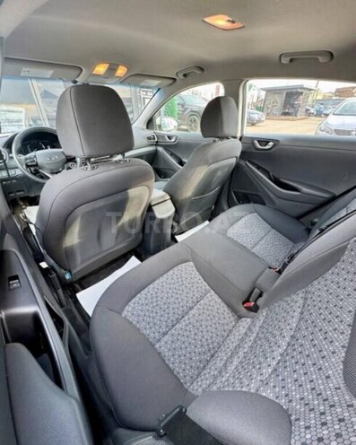 Hyundai IONIQ-5
