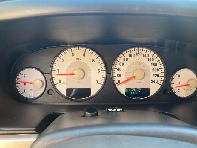 GAZ Volga Siber-8
