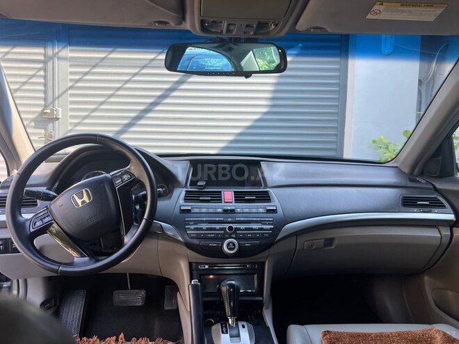 Honda Accord-10