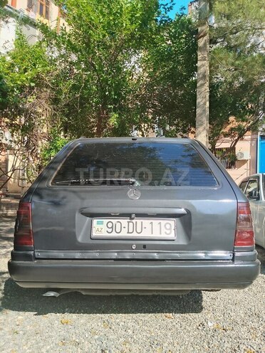 Mercedes E 250-2