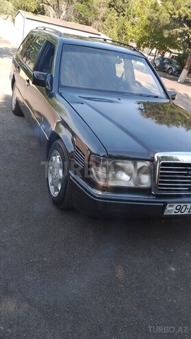 Mercedes E 250-6