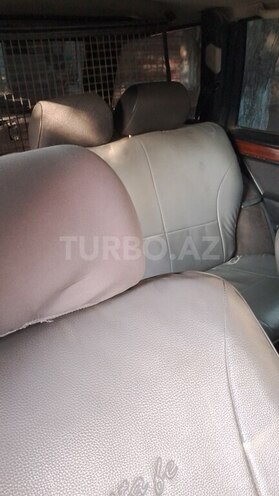 Mercedes E 250-12