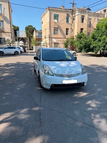 Toyota Prius-2