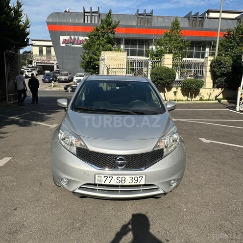Nissan Note-1