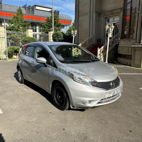 Nissan Note-2