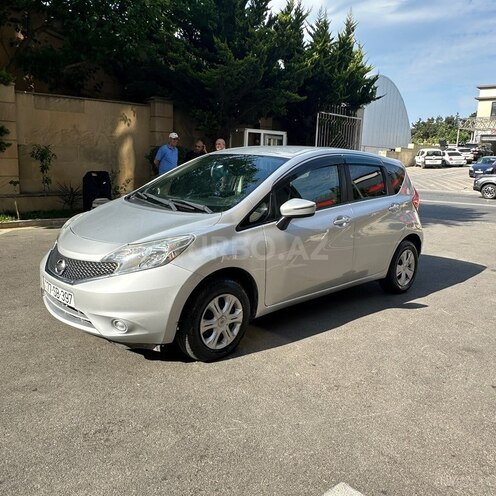Nissan Note-3