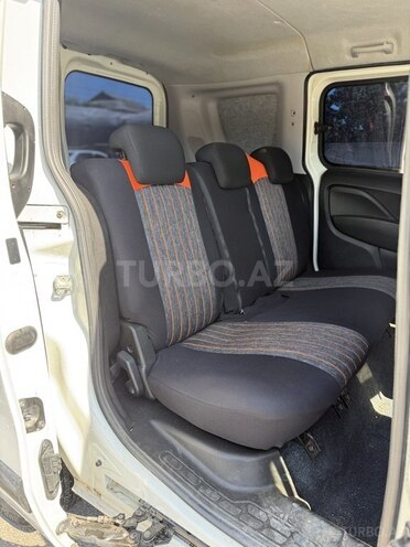 Fiat Doblo-10