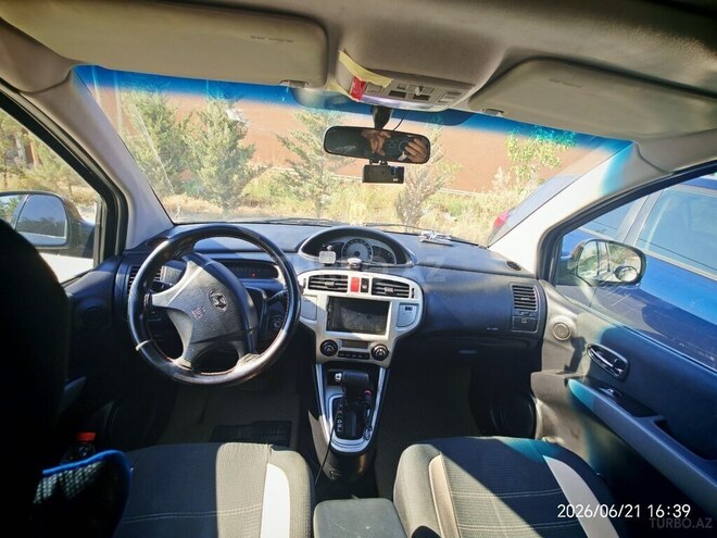 Hyundai Matrix-7