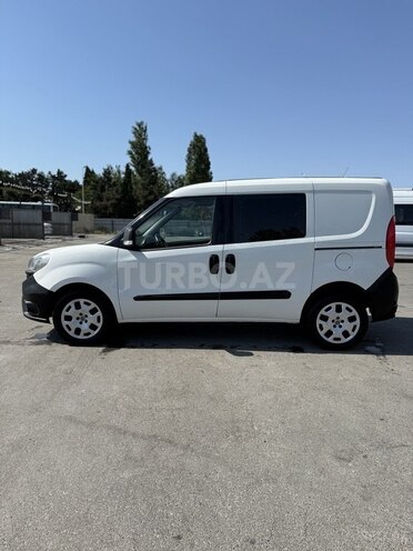 Fiat Doblo-3