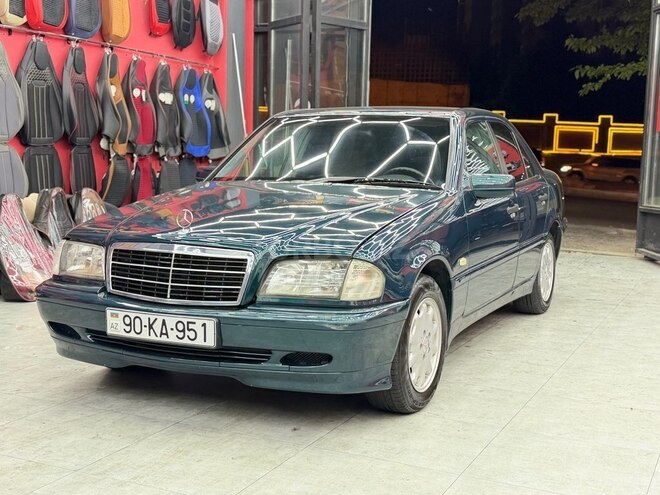 Mercedes C 200-4