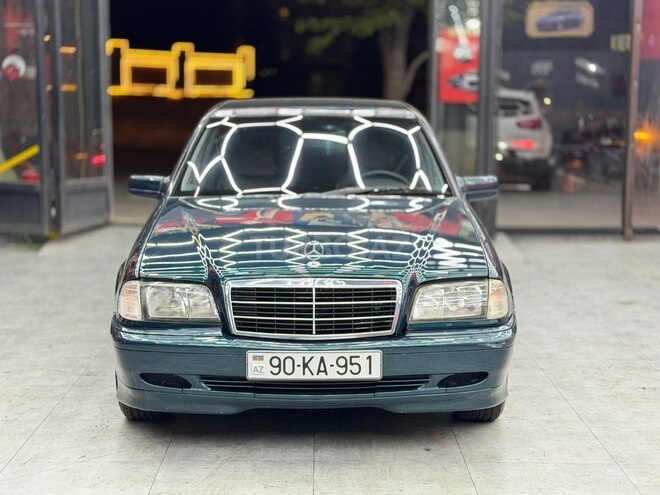 Mercedes C 200-7
