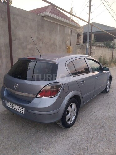 Opel Astra-2