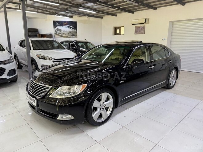 Lexus LS 460-4
