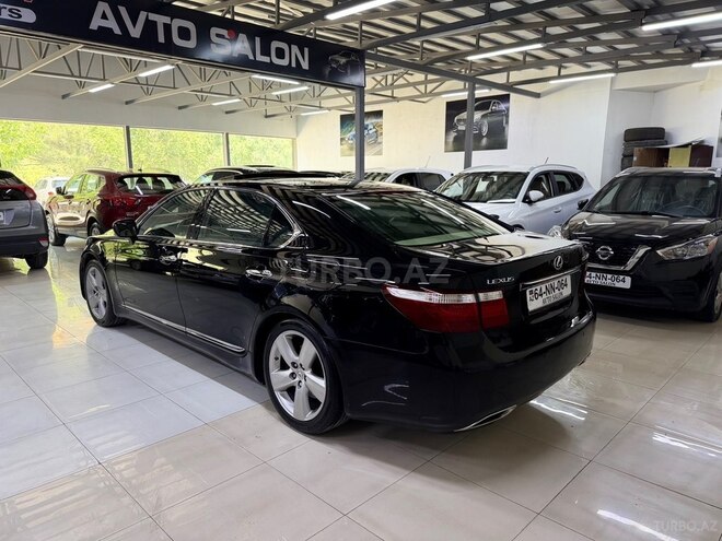Lexus LS 460-6