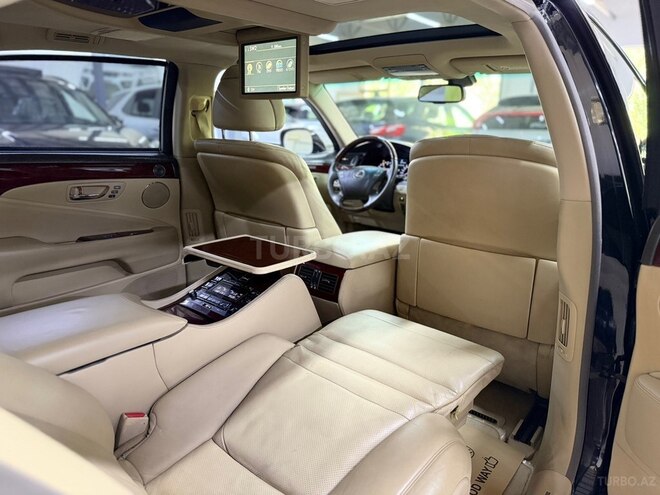 Lexus LS 460-11