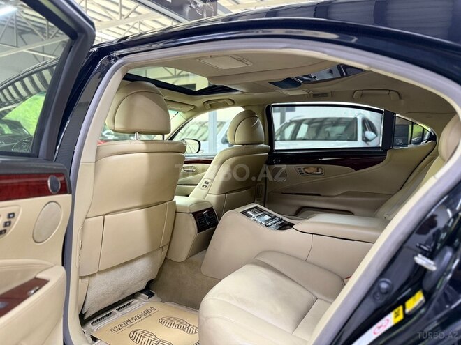 Lexus LS 460-14
