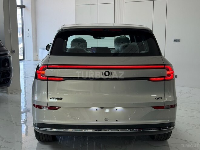 Changan Qiyuan Q07-3