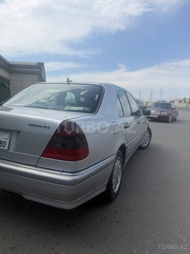 Mercedes C 240-3