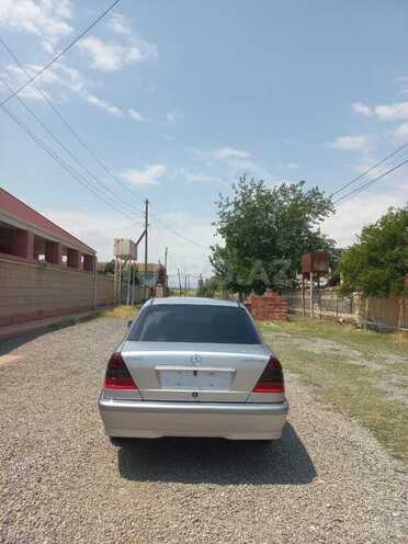 Mercedes C 180-9