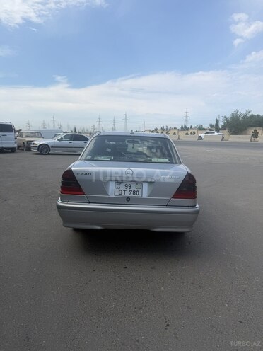 Mercedes C 240-15