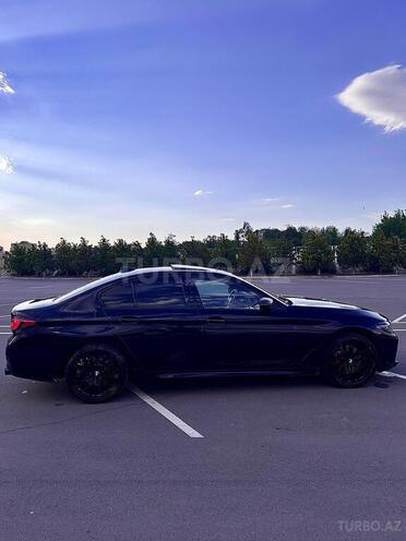 BMW 530-12