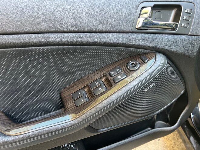 Kia Optima-18