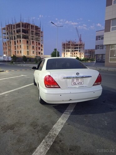 Nissan Sunny-2