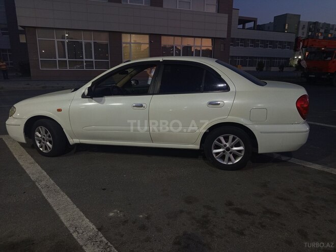 Nissan Sunny-7