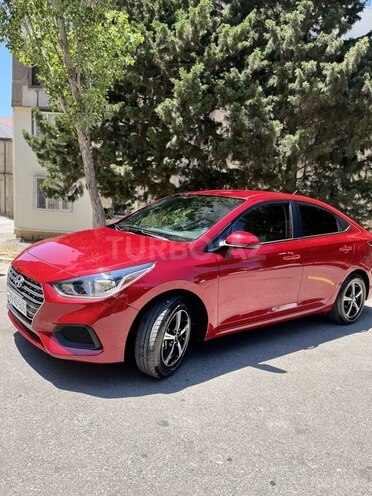 Hyundai Accent-3