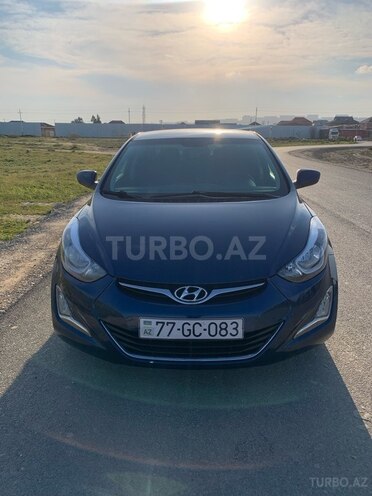 Hyundai Elantra-8