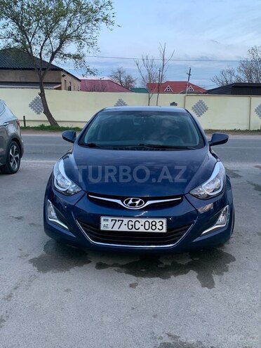 Hyundai Elantra-1