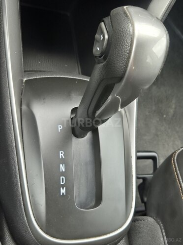 Chevrolet Trax-19
