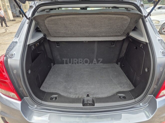 Chevrolet Trax-8