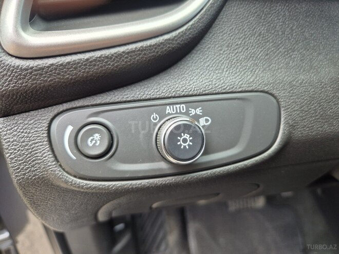 Chevrolet Trax-15