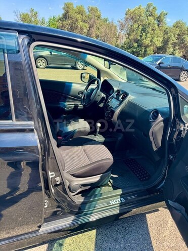 Nissan Note-5