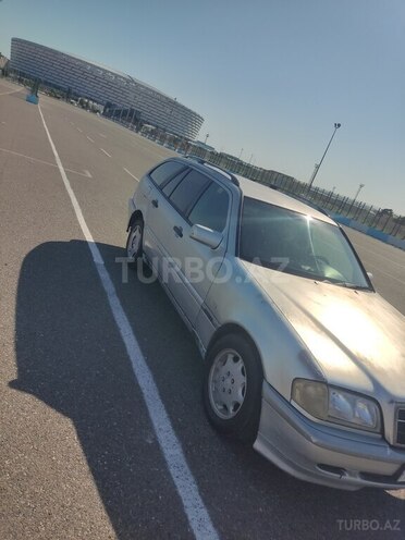 Mercedes C 200-9