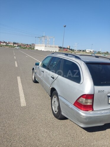 Mercedes C 200-12