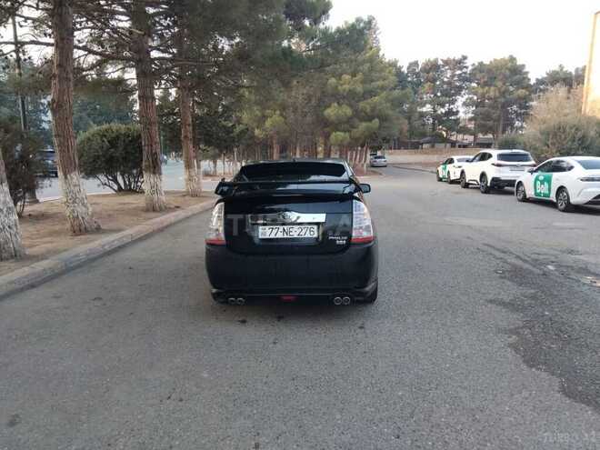 Toyota Prius-3