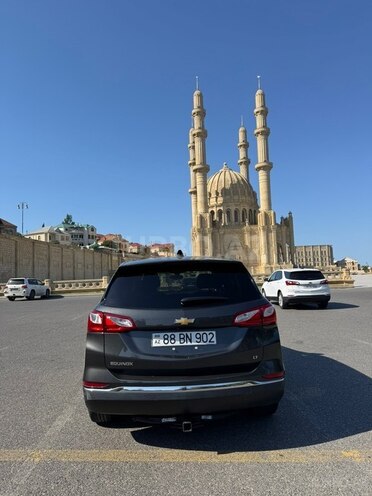 Chevrolet Equinox-4