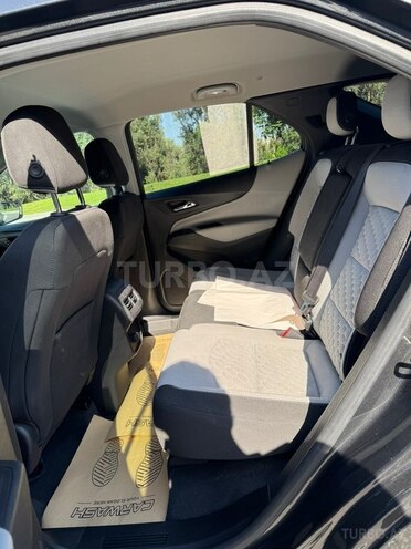 Chevrolet Equinox-7