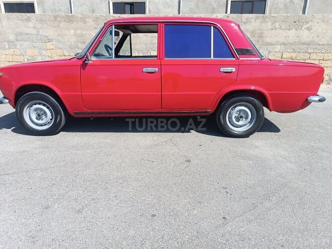 LADA (VAZ) 21011-3