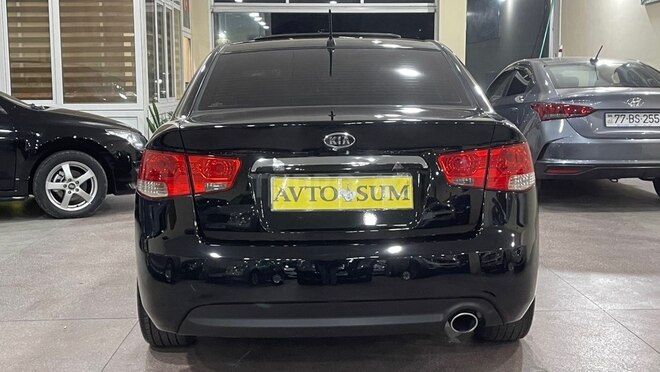 Kia Cerato-4