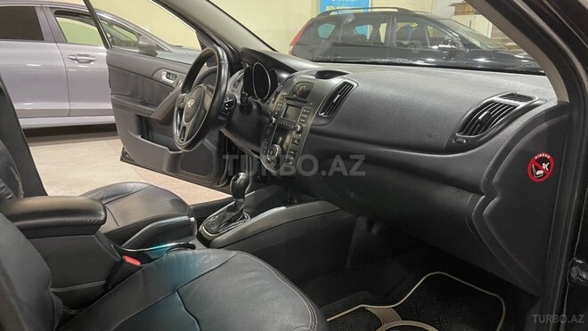 Kia Cerato-16
